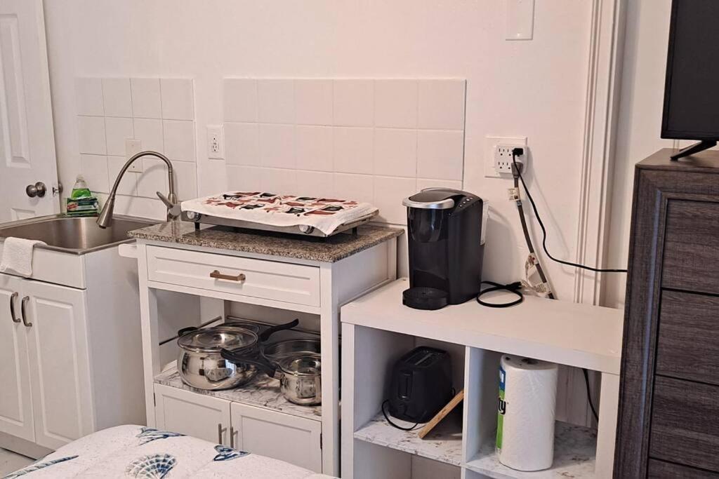 Brand New Studio Apartment Vero Beach Luaran gambar